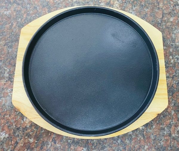 PLATO HIERRO FUNDIDO CON BASE MADERA - Imagen 2